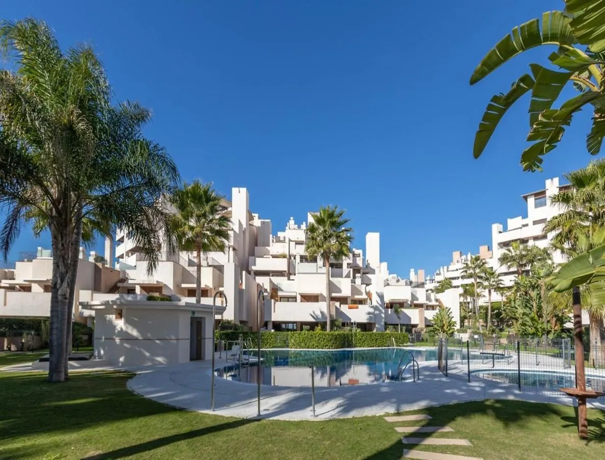 Bahia De La Plata Apartment 2- Luxury By The Sea Estepona
