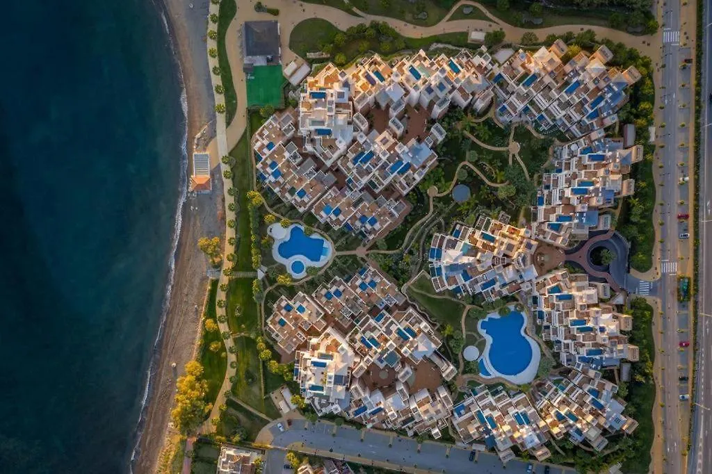 Bahia De La Plata Apartment 2- Luxury By The Sea Estepona