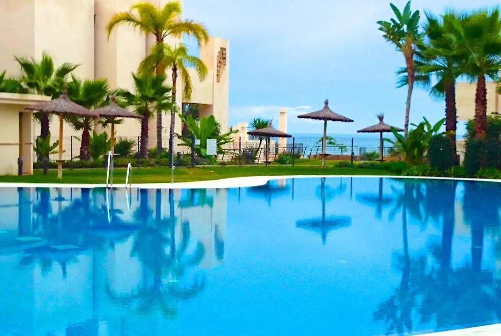 Bahia De La Plata Apartment 2- Luxury By The Sea Estepona